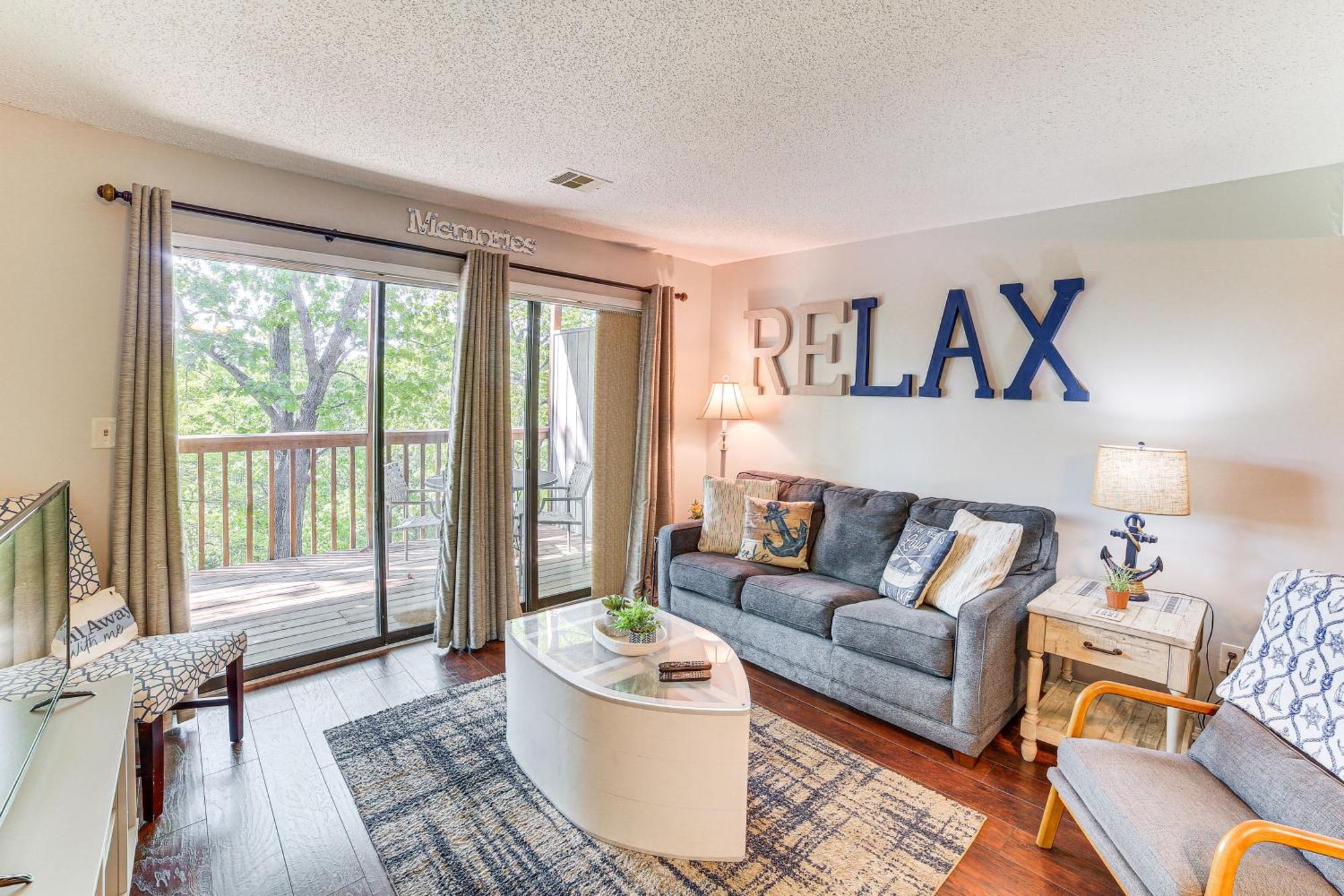 Reed Springs Condo With Furnished Deck And Pool Access Reeds Spring エクステリア 写真